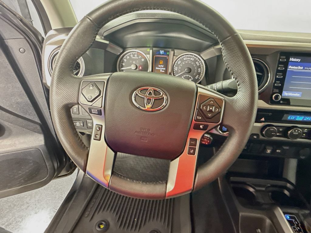 Used 2023 Toyota Tacoma SR5 RWD image 11