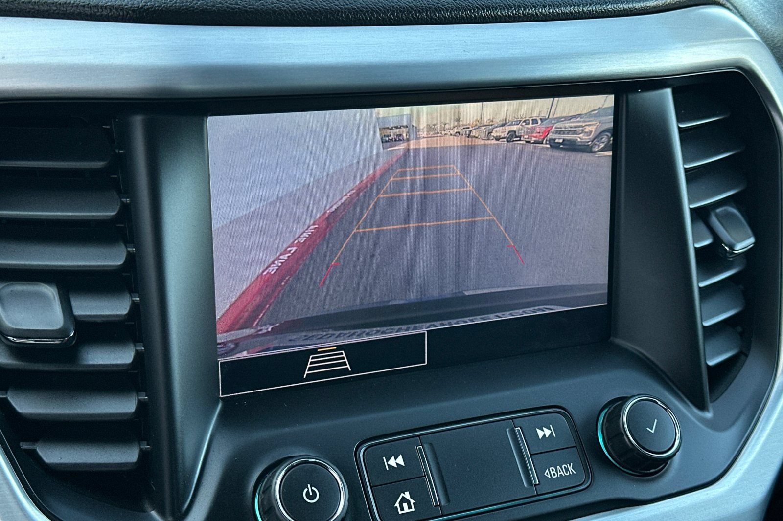 Certified 2021 GMC Acadia SLE w/ LPO, Cargo Package FWD image 27
