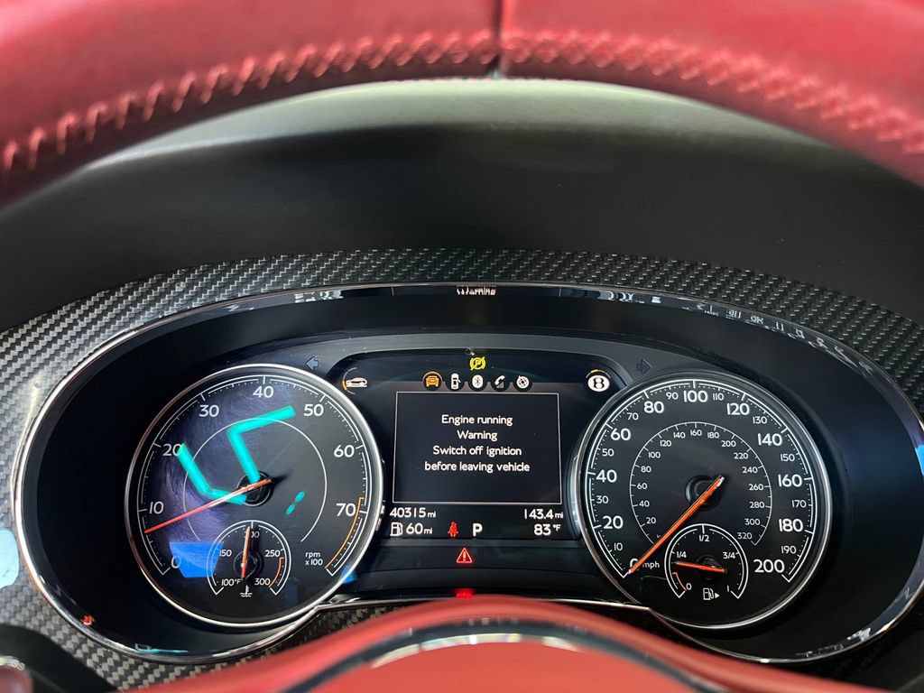 Used 2020 Bentley Bentayga AWD/4WD image 20