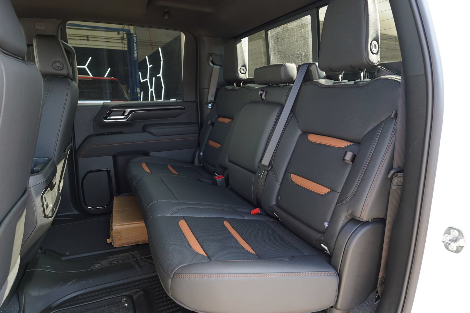 New 2026 GMC Sierra 2500 AT4 w/ AT4 Premium Plus Package AWD/4WD image 20