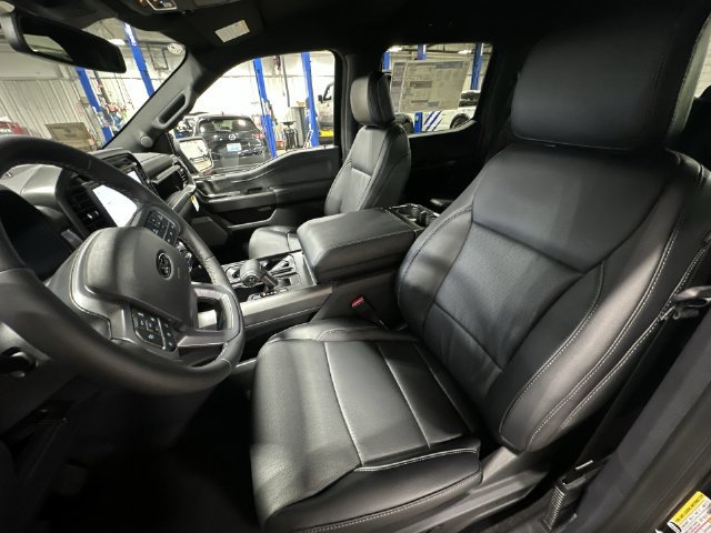 New 2026 Ford F150 Lariat w/ Equipment Group 501A Mid AWD/4WD image 17