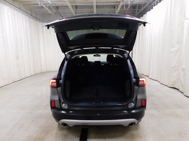 Used 2025 Ford Escape Active image 15