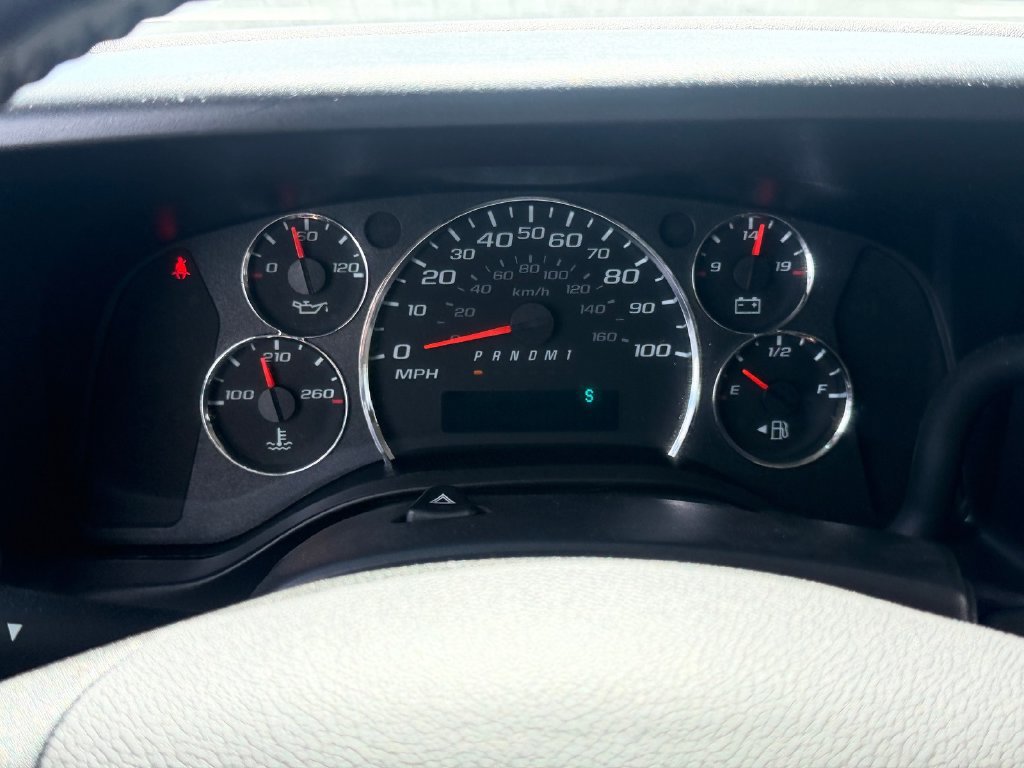 Used 2023 GMC Savana 3500 LS w/ Chrome Appearance Package RWD image 23