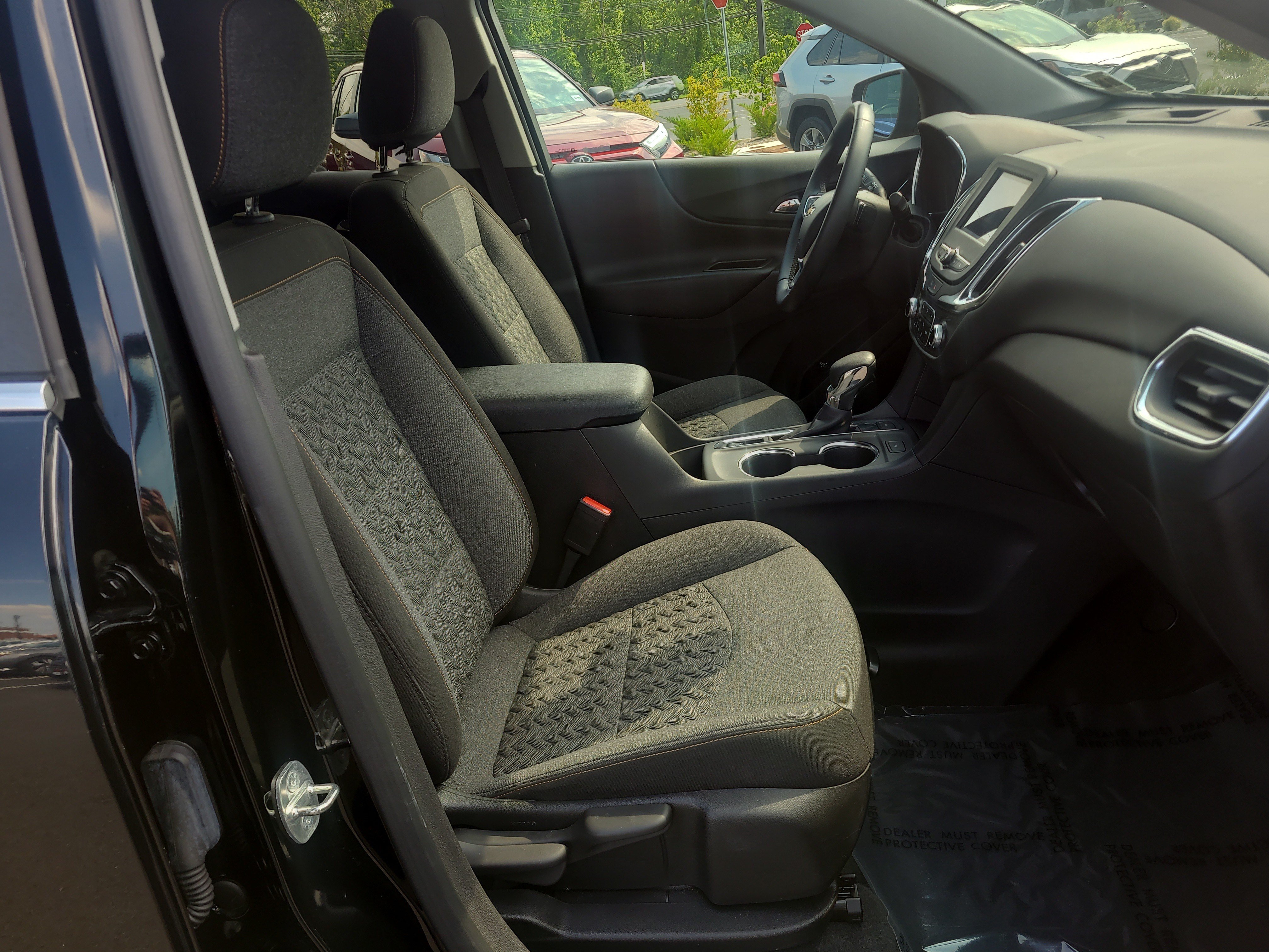 Used 2024 Chevrolet Equinox LT AWD/4WD image 17