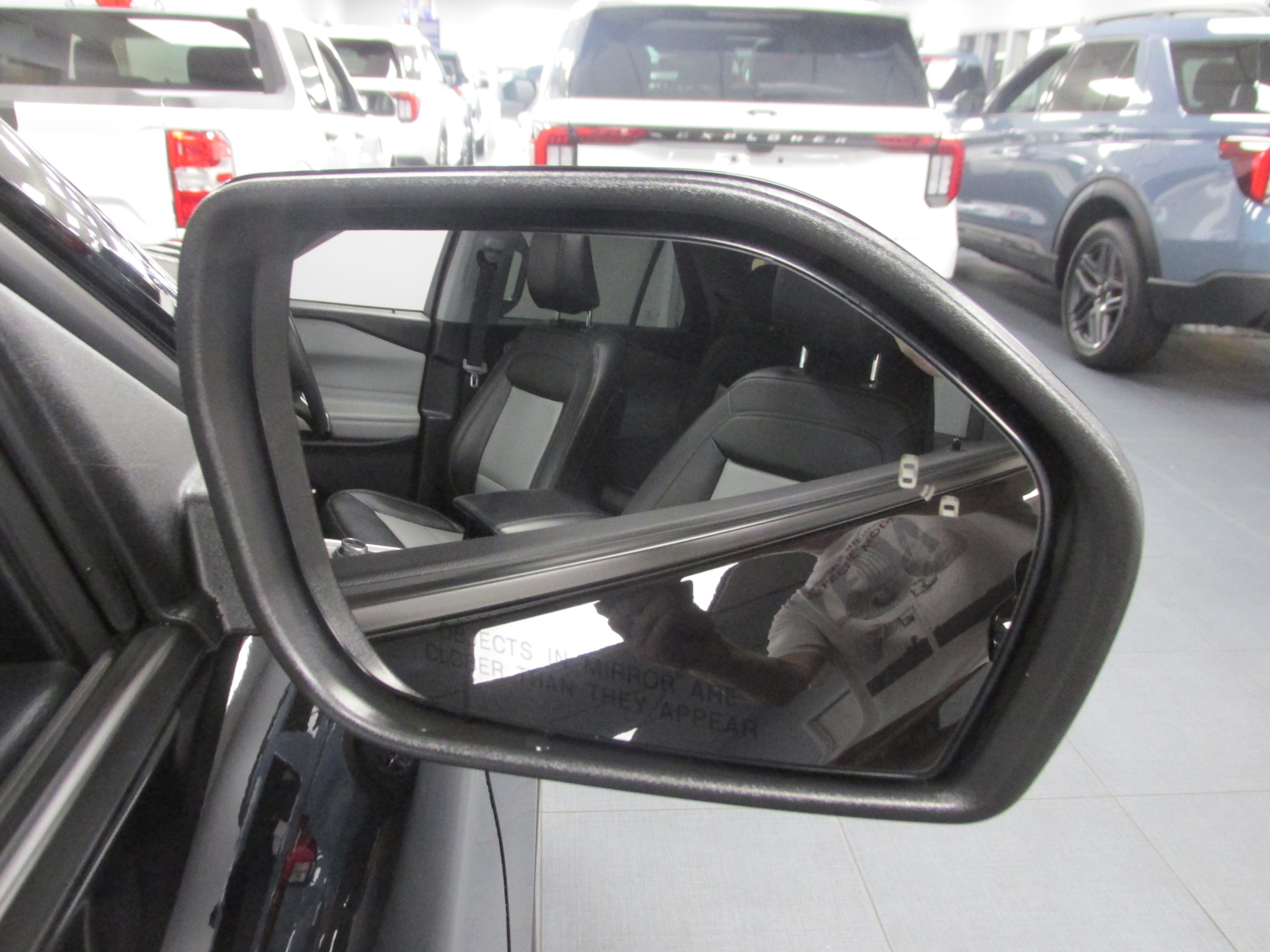 Used 2022 Ford Explorer XLT w/ Equipment Group 202A image 17