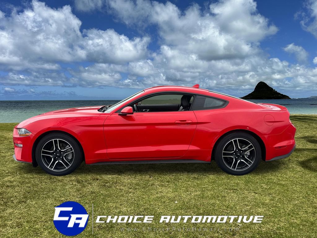 Used 2023 Ford Mustang Premium image 3