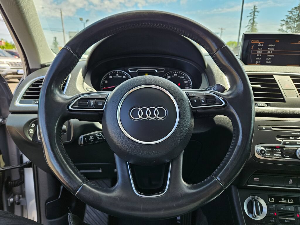 Used 2015 Audi Q3 2.0T Prestige w/ Prestige Package AWD/4WD image 22