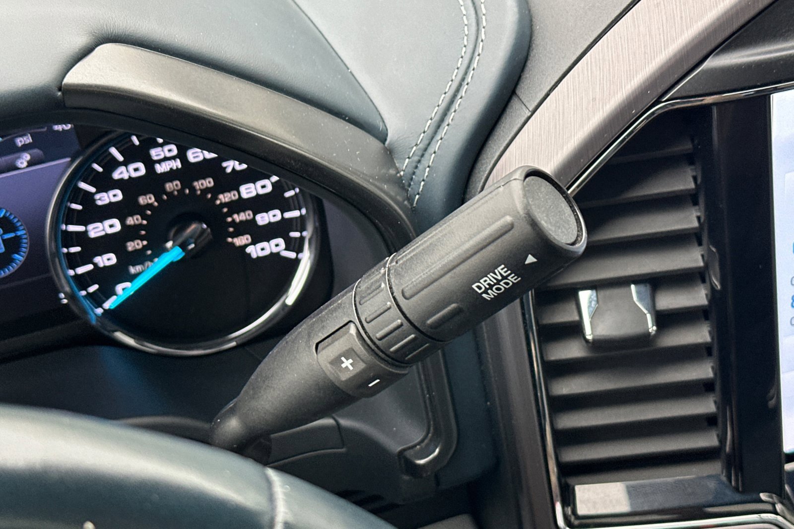 Used 2022 Ford F450 Limited w/ FX4 Off-Road Package image 21