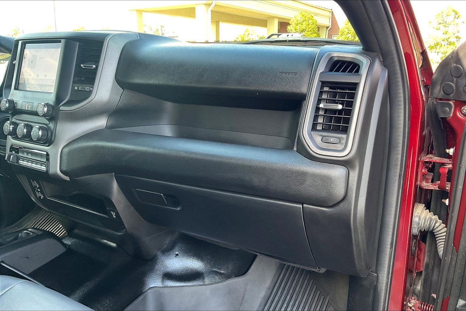 Used 2024 RAM 3500 Tradesman w/ Chrome Appearance Group image 15