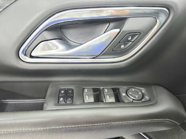 Used 2023 GMC Yukon SLT RWD image 33