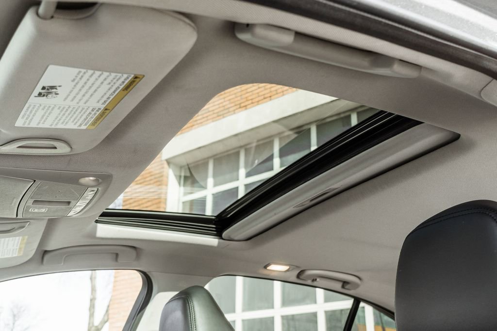 Used 2021 INFINITI Q50 Luxe image 9