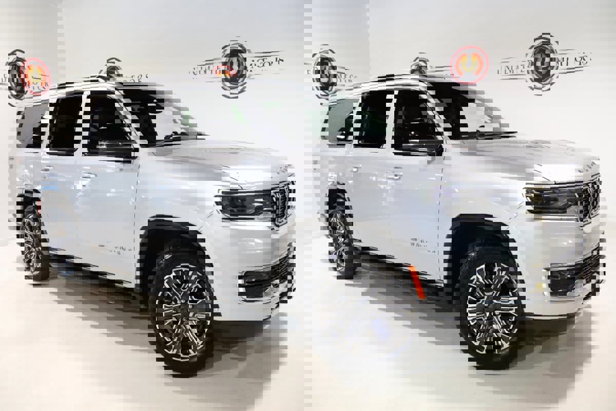 Used 2024 Jeep Wagoneer L Series II w/ Flexible Seating Group image 9