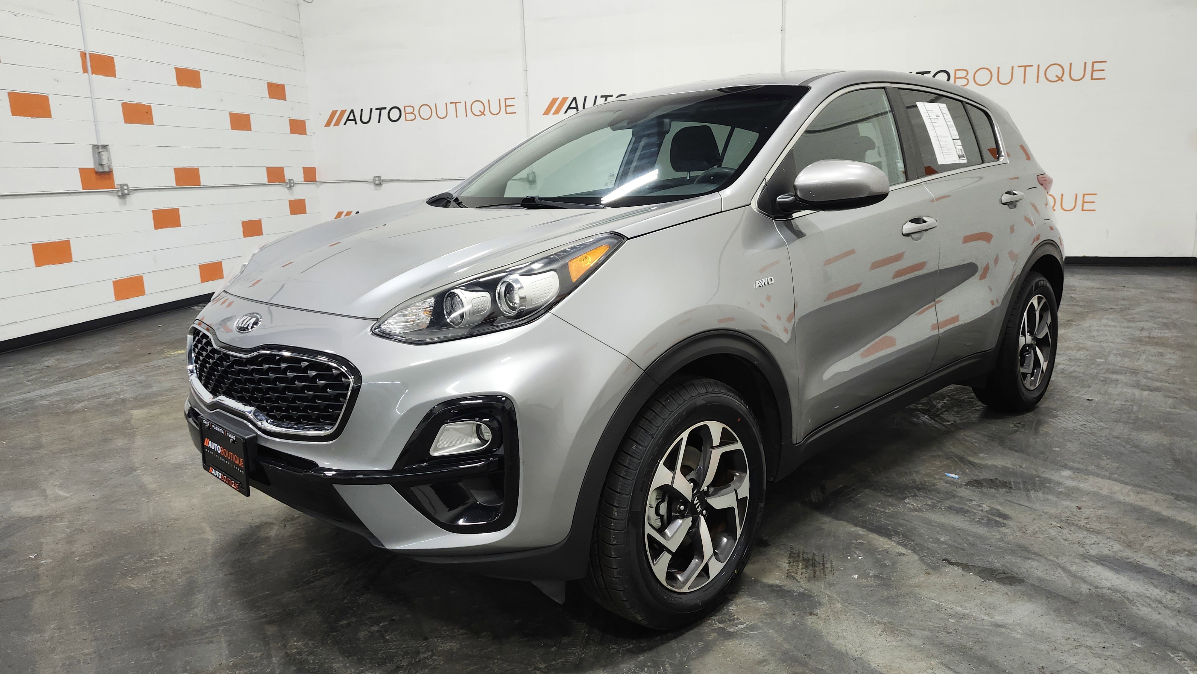 Used 2021 Kia Sportage LX image 12