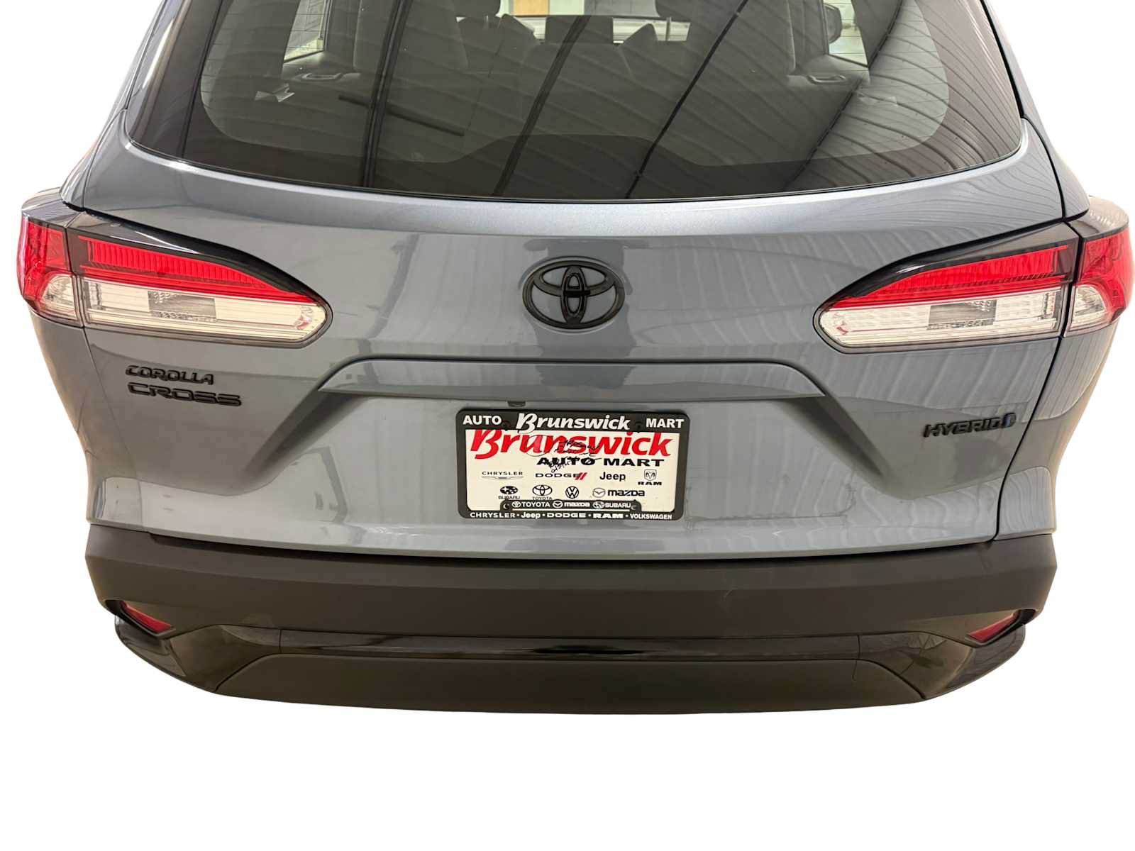 Used 2024 Toyota Corolla Cross AWD Hybrid image 16