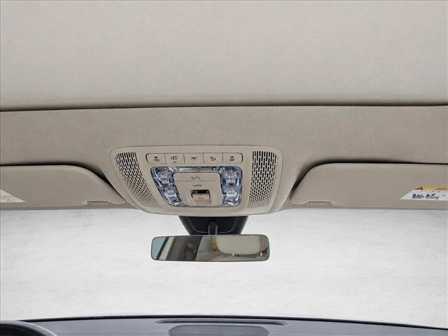 Used 2023 Mercedes-Benz GLB 250 4MATIC image 15