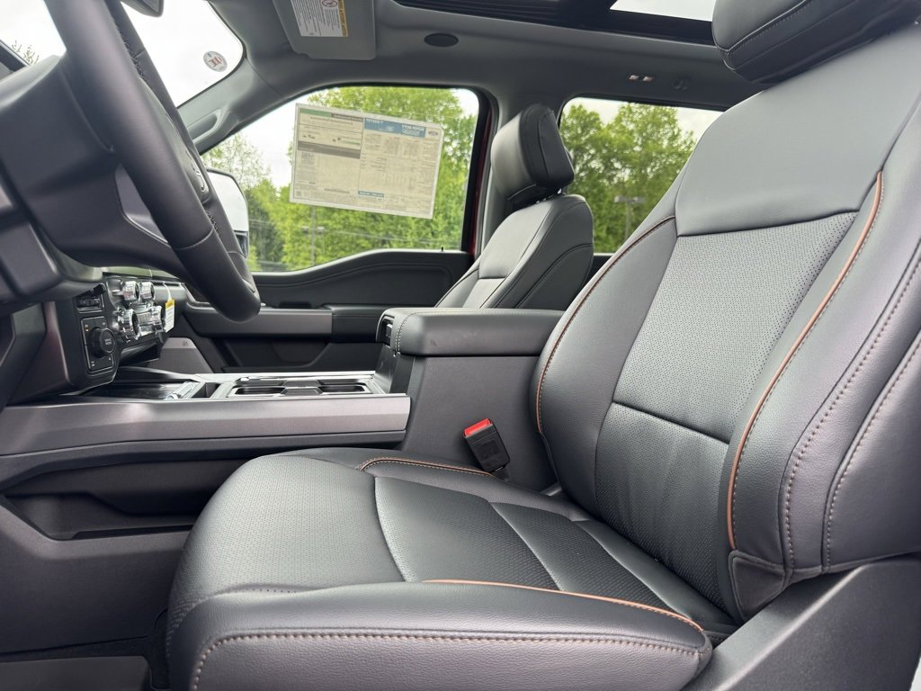 New 2025 Ford F350 Lariat w/ Lariat Ultimate Package image 15