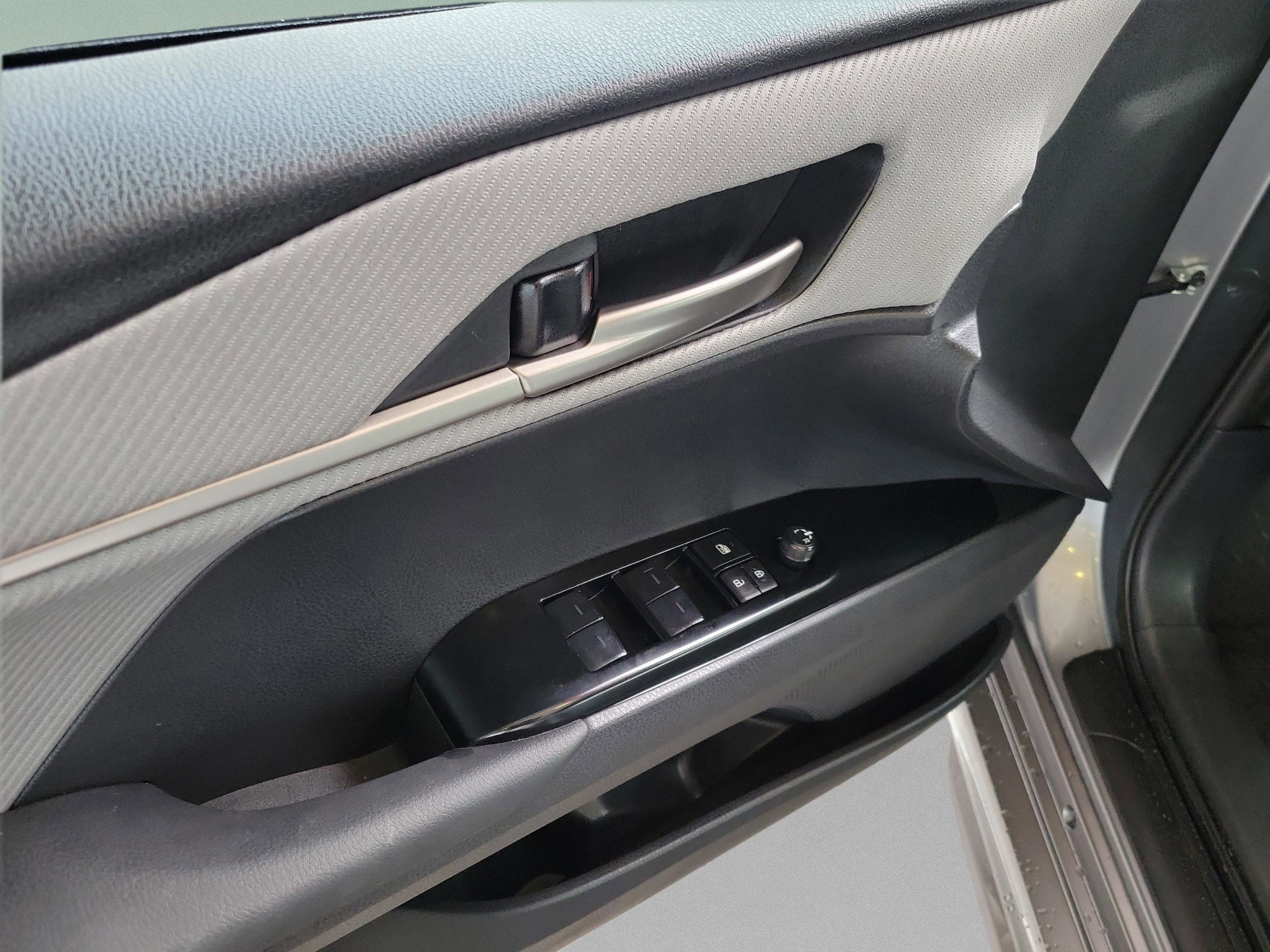 Certified 2026 Toyota Camry SE FWD image 7