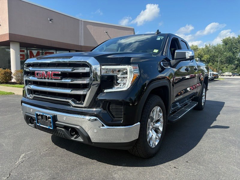 Used 2021 GMC Sierra 1500 SLE w/ X31 Off-Road Package AWD/4WD image 1