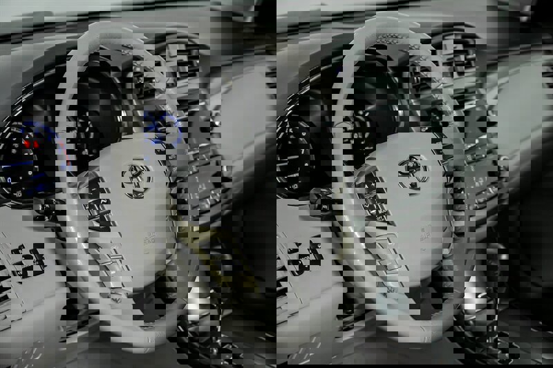 Used 2012 Toyota Avalon image 22