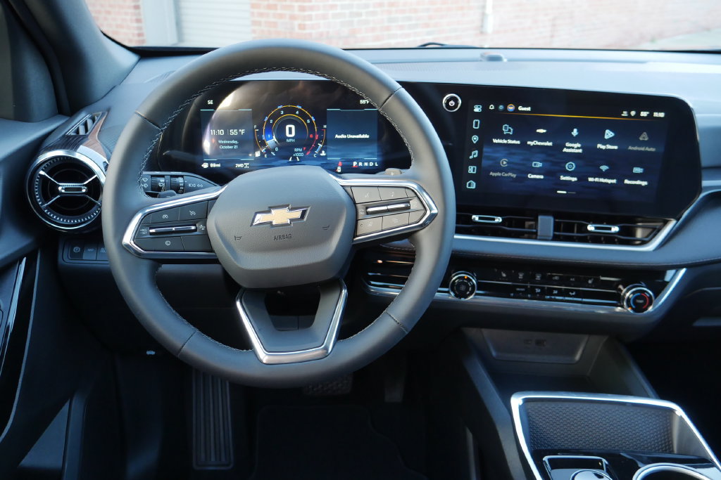 New 2027 Chevrolet Equinox LT w/ Safety and Technology Package AWD/4WD image 15