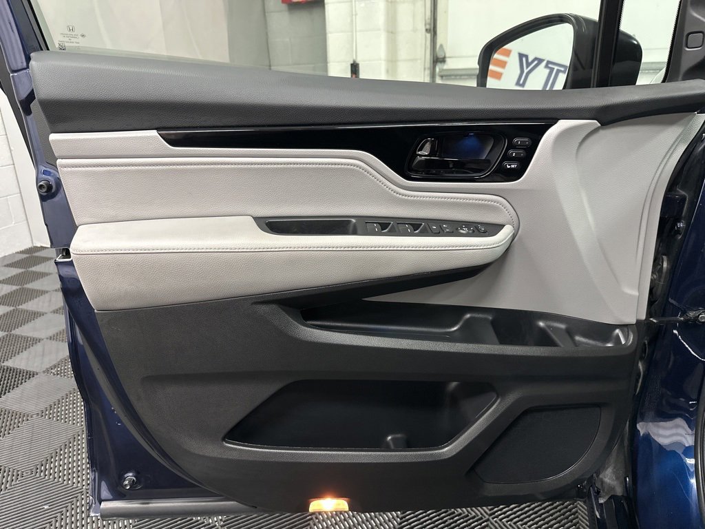 Used 2024 Honda Odyssey Touring image 18