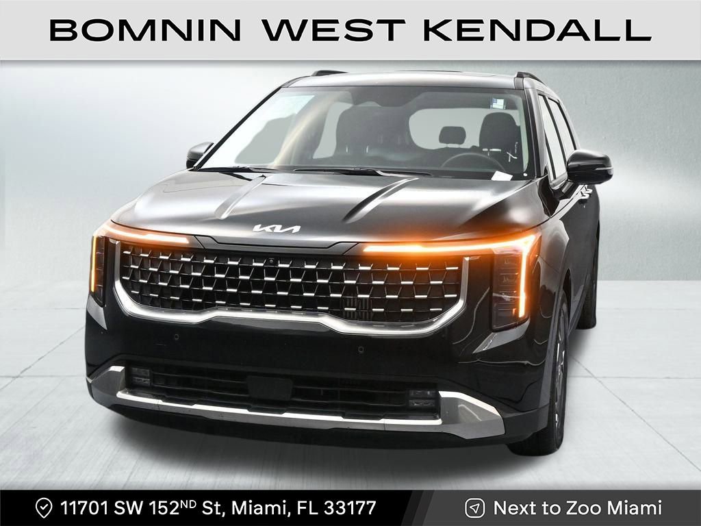 Used 2025 Kia Carnival SX image 8