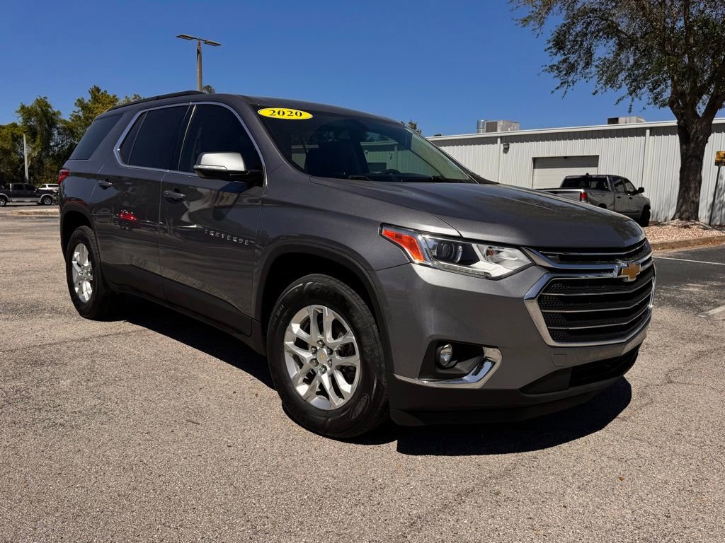 Used 2020 Chevrolet Traverse LT FWD image 11