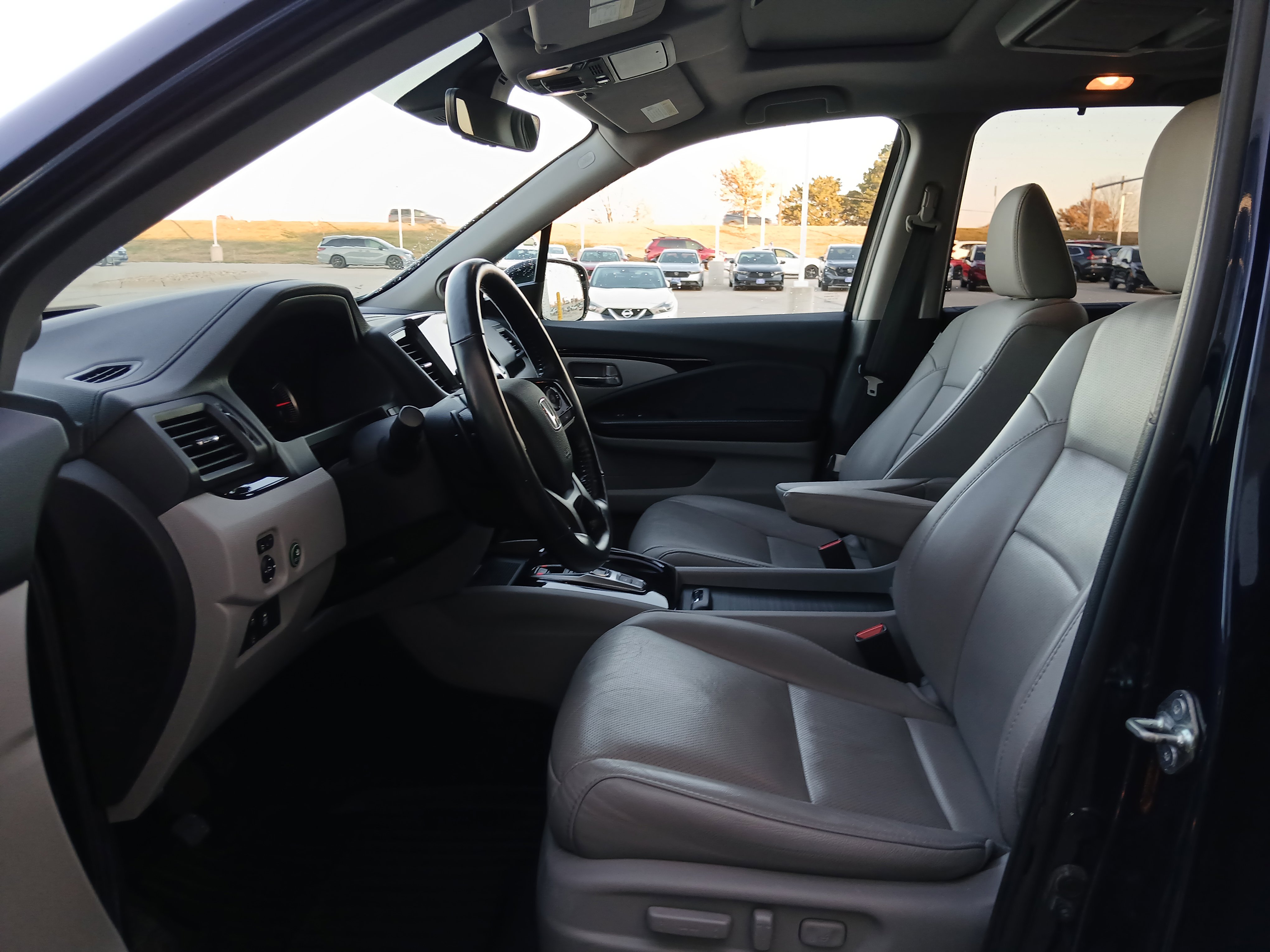 Used 2019 Honda Pilot Elite image 8