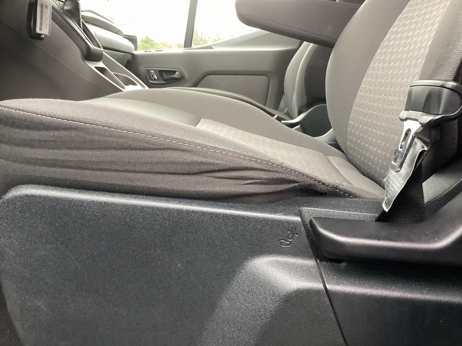 Used 2022 Ford Transit 350 XLT image 12