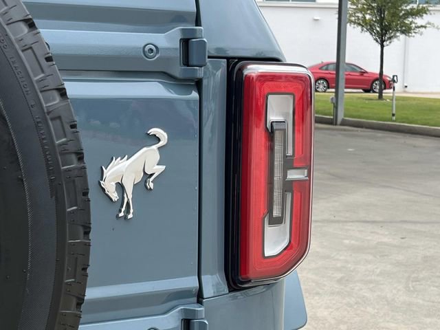 Used 2022 Ford Bronco Outer Banks image 5