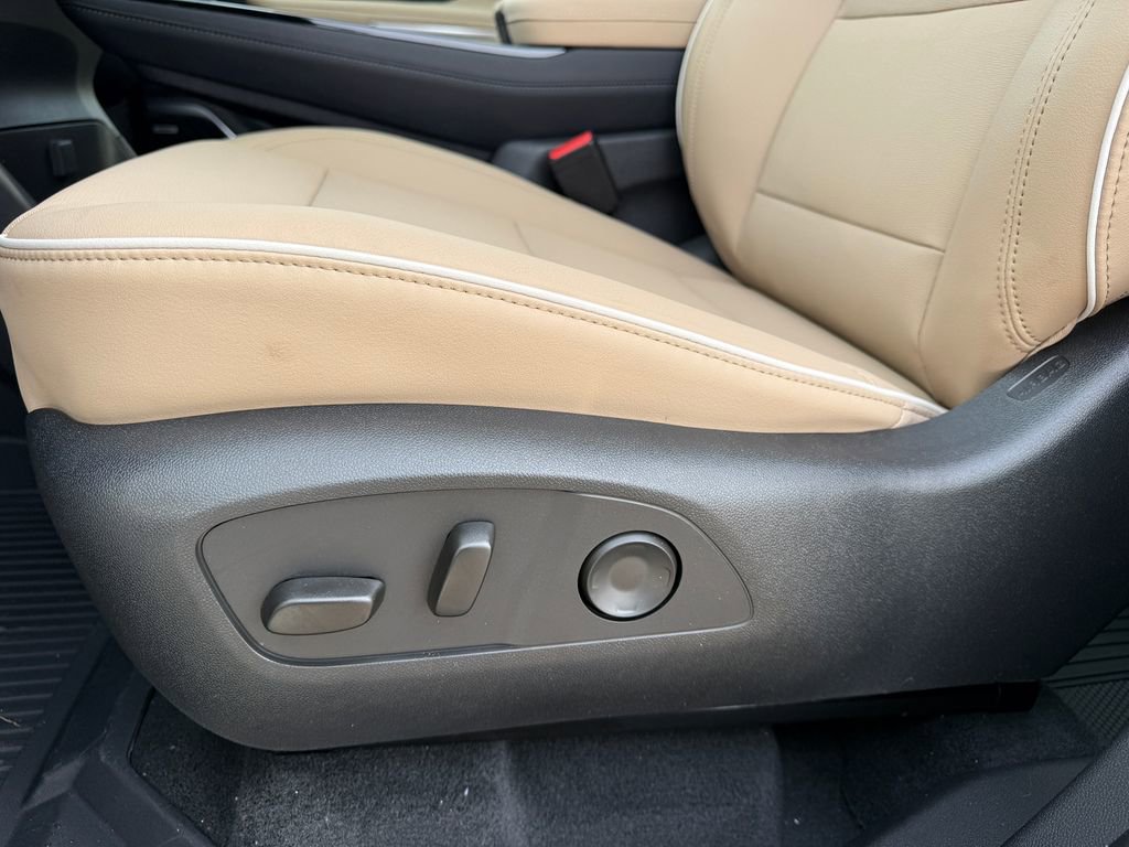 New 2026 Buick Enclave Preferred image 11