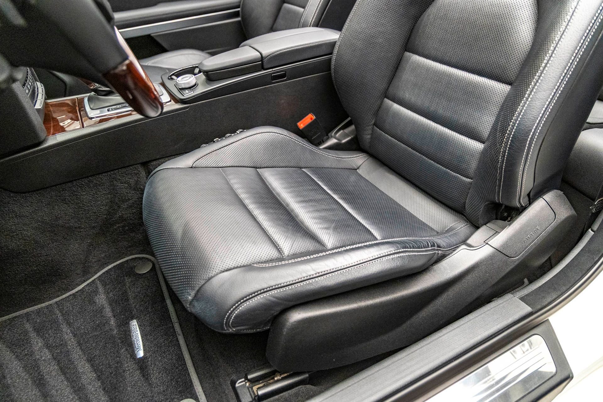 Used 2011 Mercedes-Benz E 550 Cabriolet image 36