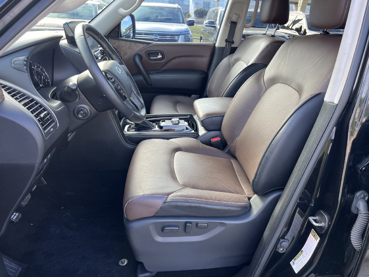 Used 2022 INFINITI QX80 Premium Select w/ Cargo Package AWD/4WD image 8