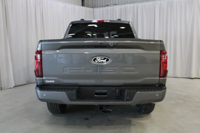 New 2026 Ford F150 XLT w/ Equipment Group 302A MID AWD/4WD image 24