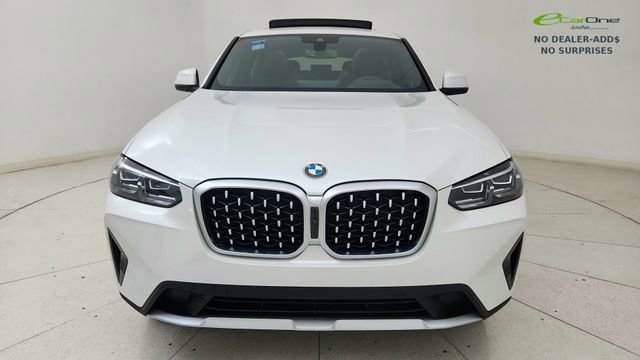 Used 2025 BMW X4 xDrive30i image 2