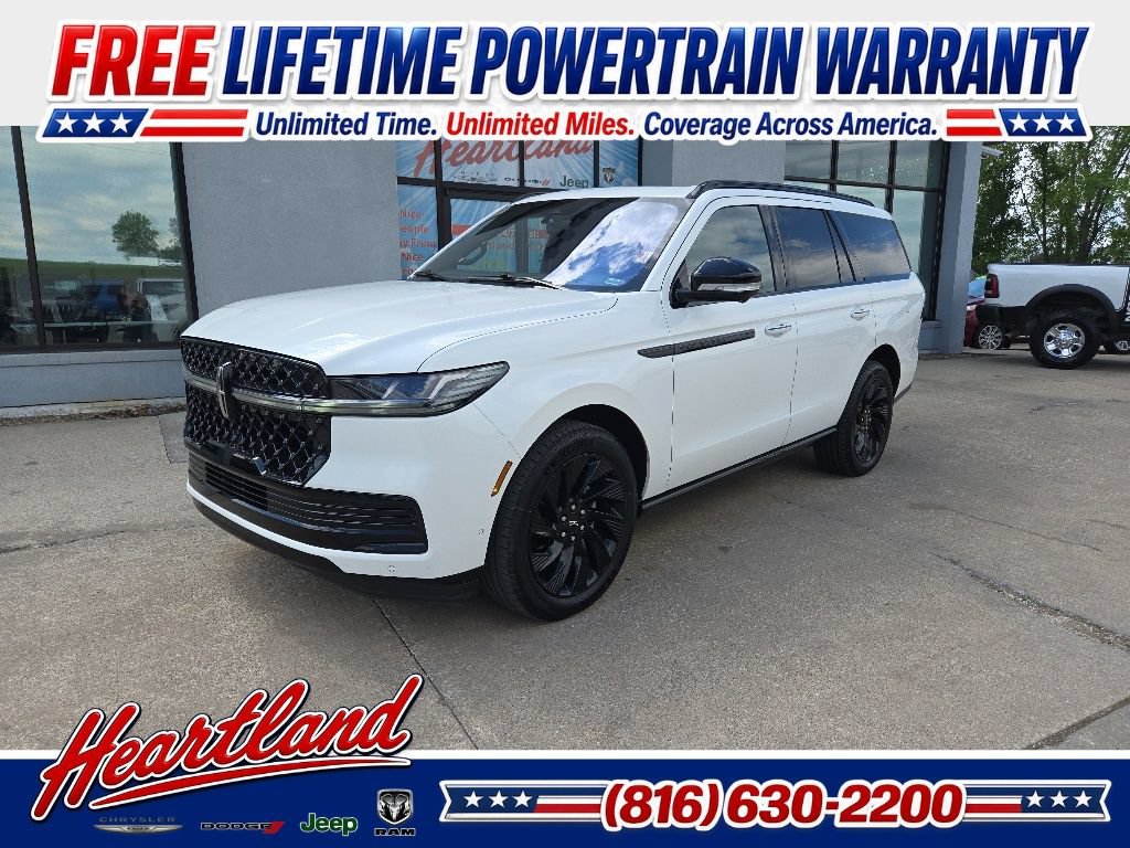Used 2025 Lincoln Navigator Reserve w/ Jet Appearance Package