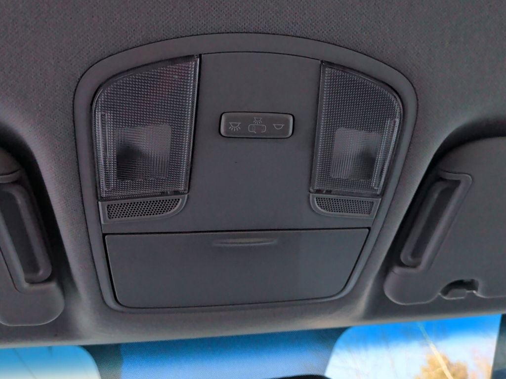 Used 2019 Hyundai Elantra GT image 23