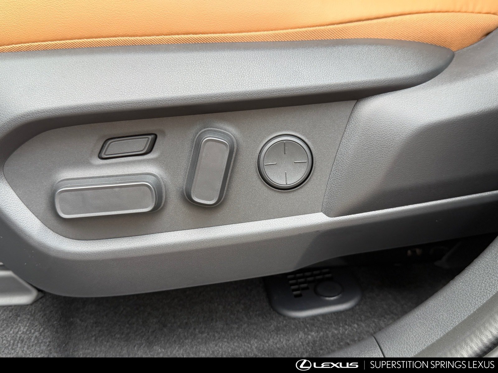 New 2026 Lexus ES 350e w/ Cold Area Package FWD image 37