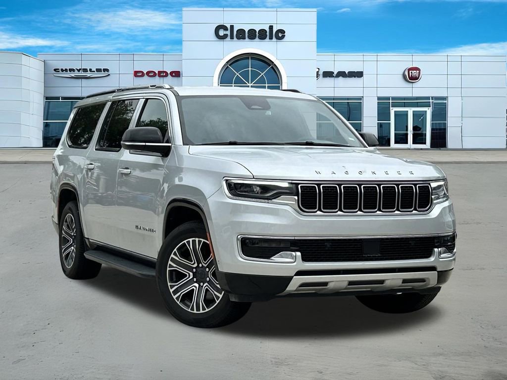 Used 2024 Jeep Wagoneer L Series II RWD image 1