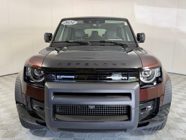 Used 2024 Land Rover Defender 130 X AWD/4WD image 13
