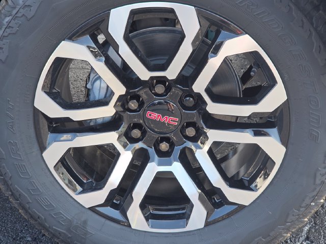New 2026 GMC Canyon AT4 w/ AT4 Premium Package AWD/4WD image 10