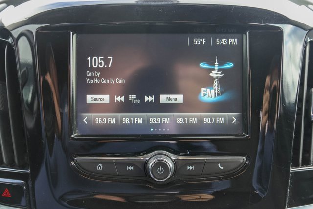 Used 2018 Chevrolet Traverse LT w/ LPO, Cargo Package image 24