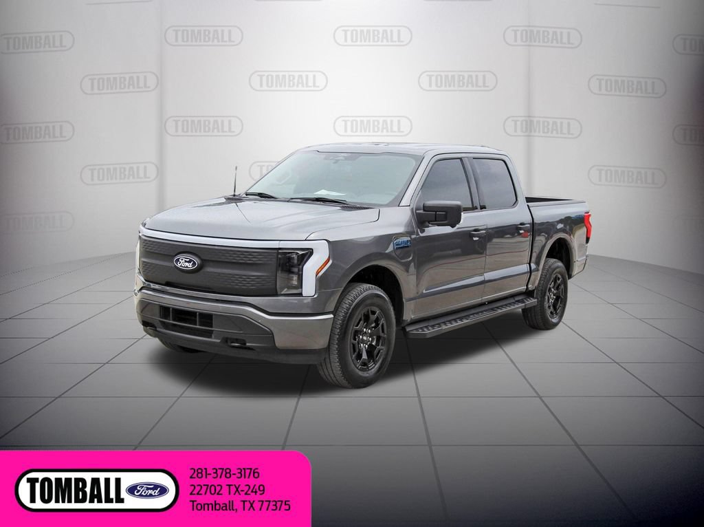 Used 2025 Ford F150 Lightning XLT AWD/4WD image 3