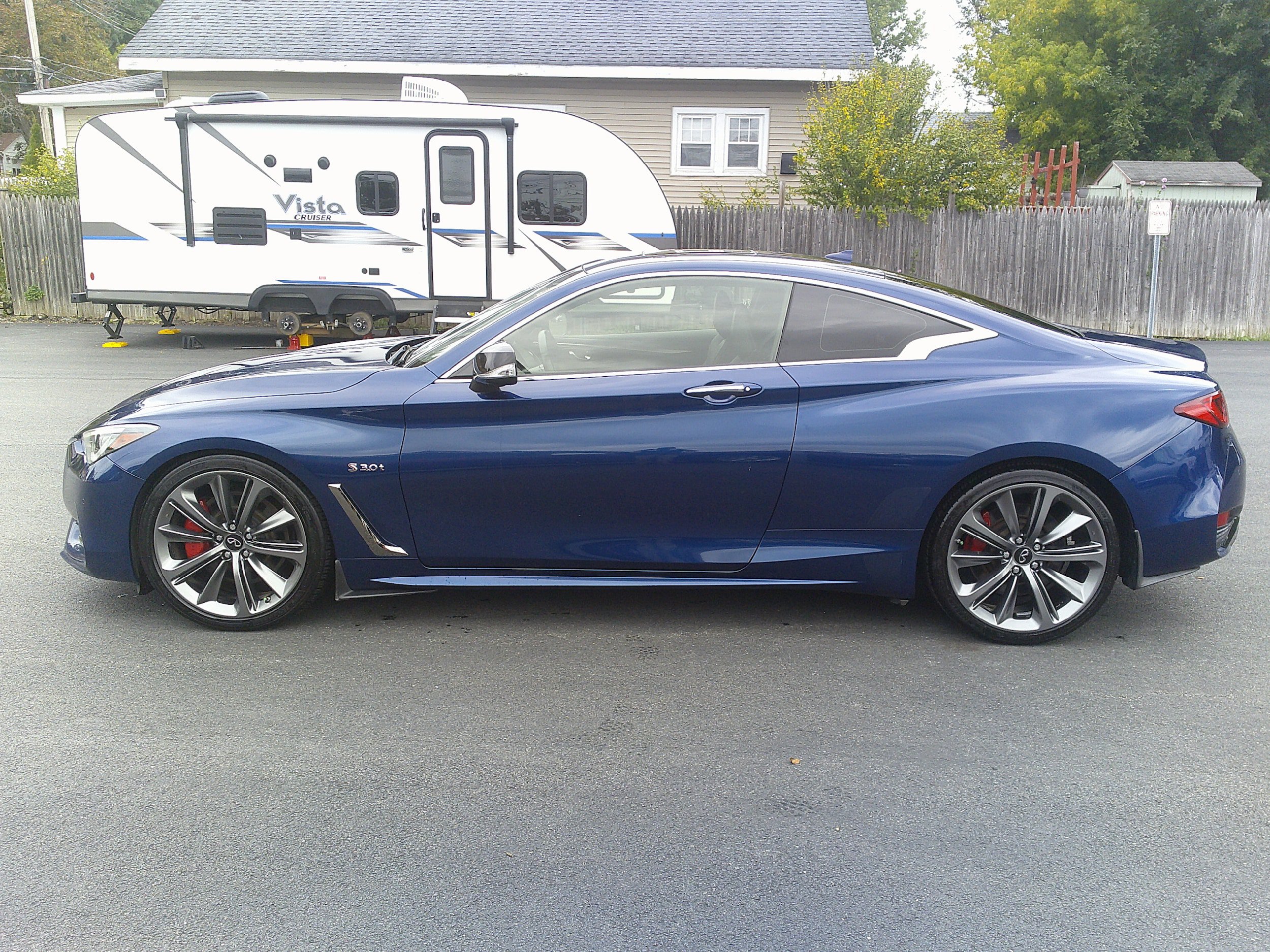 Used 2020 INFINITI Q60 Red Sport 400 w/ Proactive Package RWD image 2