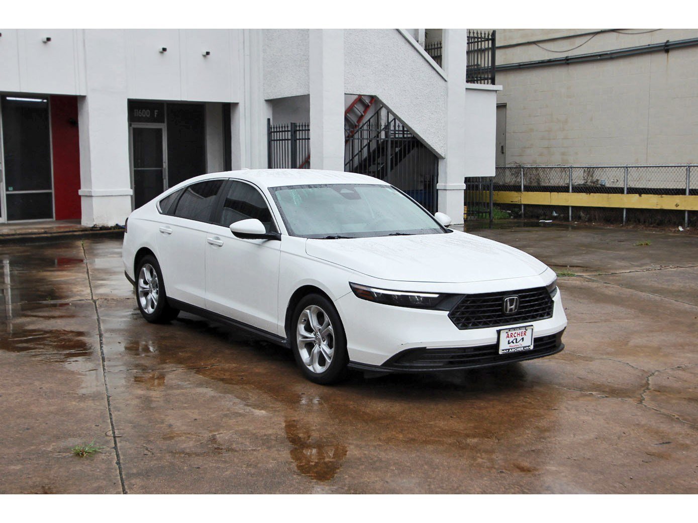 Used 2024 Honda Accord LX image 9