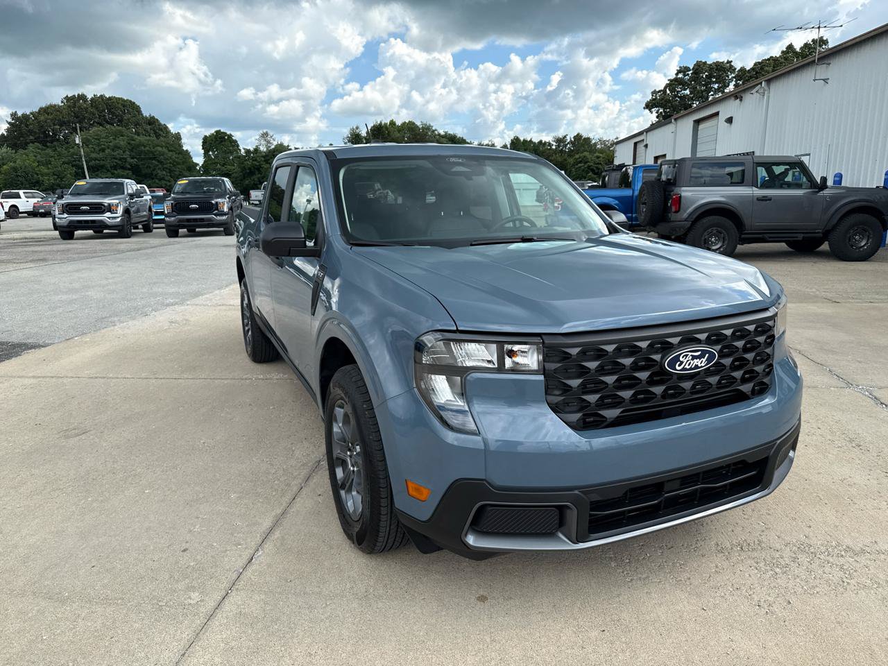 New 2026 Ford Maverick XLT w/ Equipment Group 301A