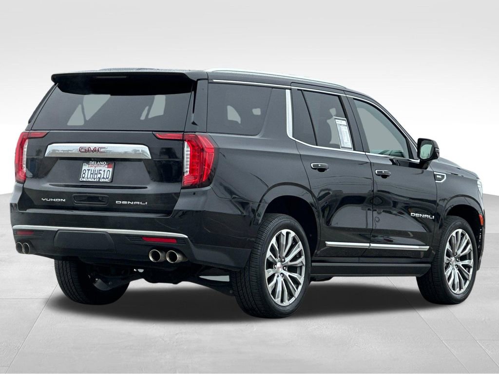 Used 2021 GMC Yukon Denali w/ Denali Premium Package image 5