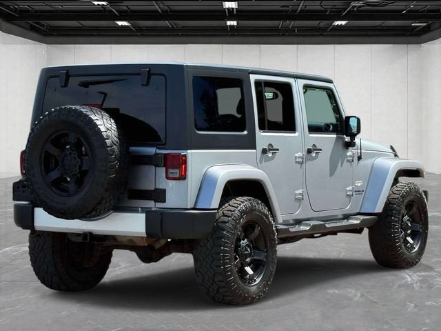 Used 2015 Jeep Wrangler Unlimited Sahara w/ Trailer Tow Group AWD/4WD image 5