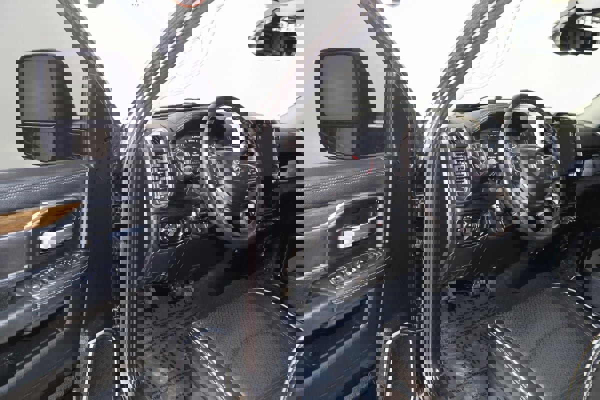 Used 2024 RAM 2500 Laramie image 45