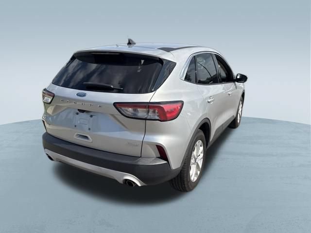 Used 2020 Ford Escape SE FWD image 16